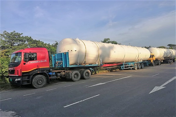 Sixteen Wheeler Lowbed